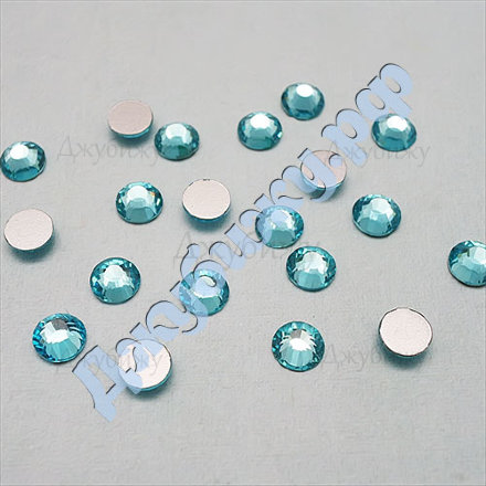 Стразы клеевые стеклянные голубые, 6 мм (20 шт)