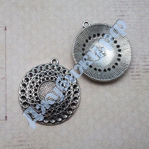 Рамка для бижутерии серебро, 29*32*5 мм